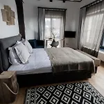 The Pines Boutique Villa Brașov