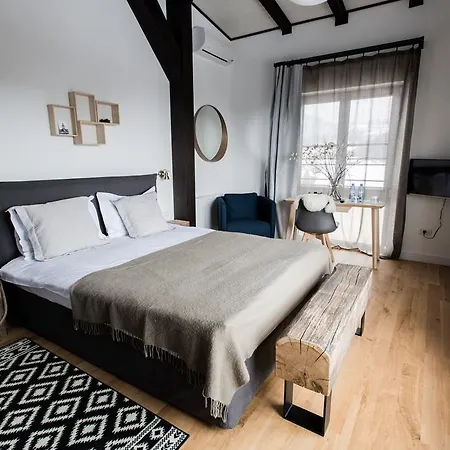 The Pines Boutique * Brasov