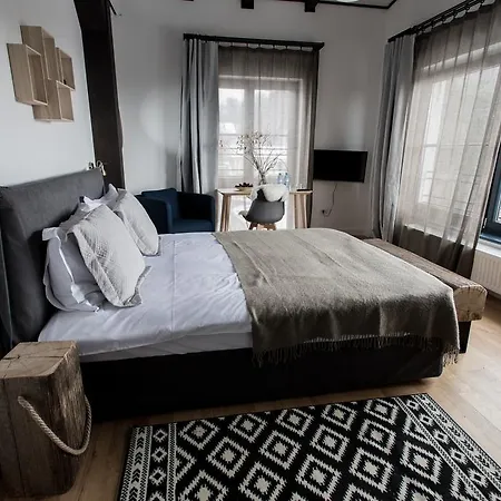 The Pines Boutique Villa Brasov