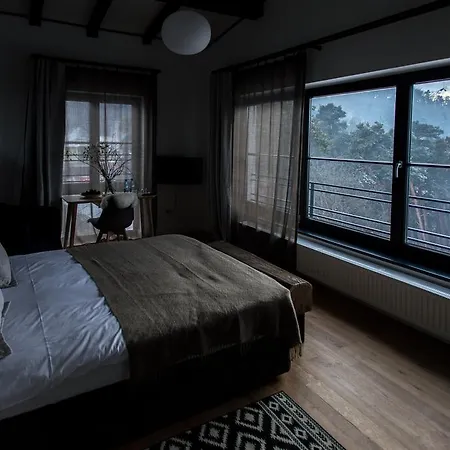 The Pines Boutique Villa