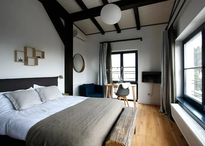 The Pines Boutique Villa