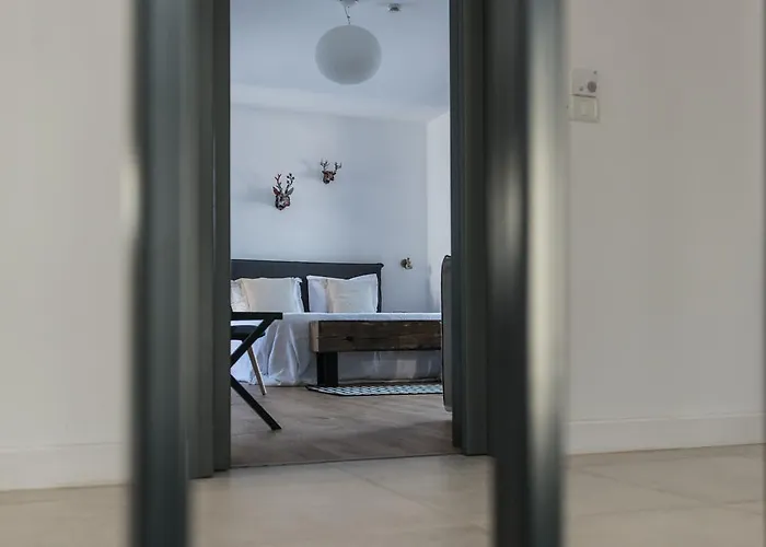 Вилла The Pines Boutique