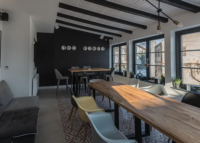 Вилла The Pines Boutique *